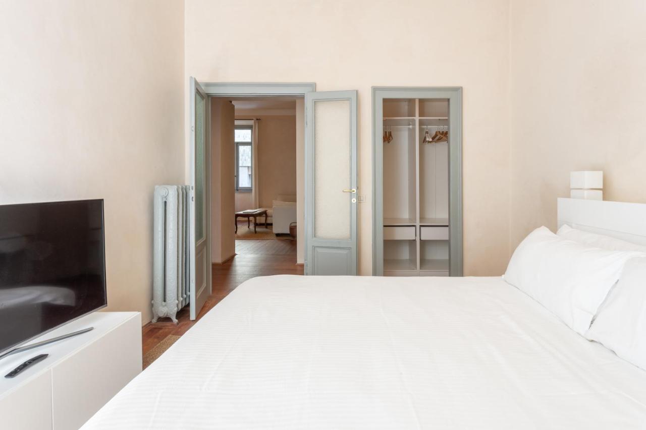 Suite Cavour By Icasamia It Varese Exteriör bild